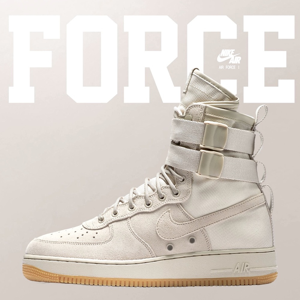 Nike SF Air Force 1 - Light Gray